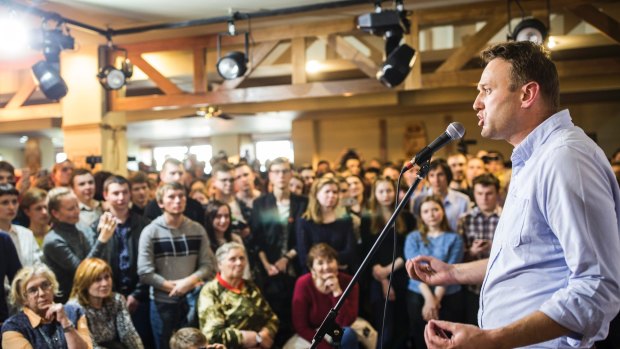 Russian opposition leader Alexei Navalny speaking in Perm ahead of planned protests.