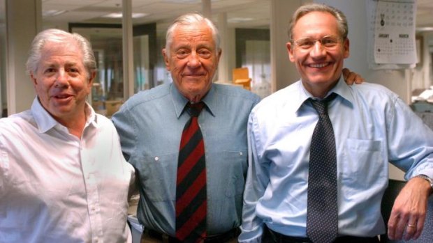 Ben Bradlee (centre) with Carl Bernstein (left) and Bob Woodward at <i>The Washington Post</i> in 2005.