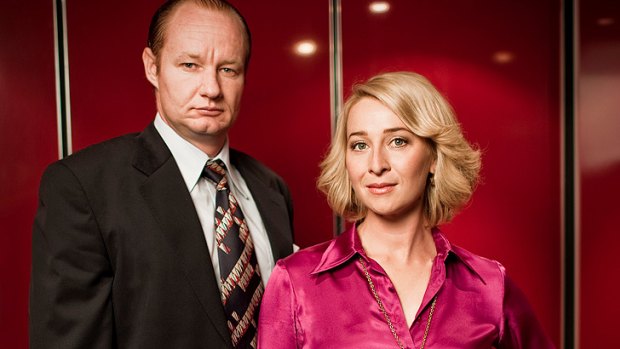 Rob Carlton and Asher Keddie as Kerry Packer and Ita Buttrose in <i>Paper Giants: The Birth of Cleo</i>.