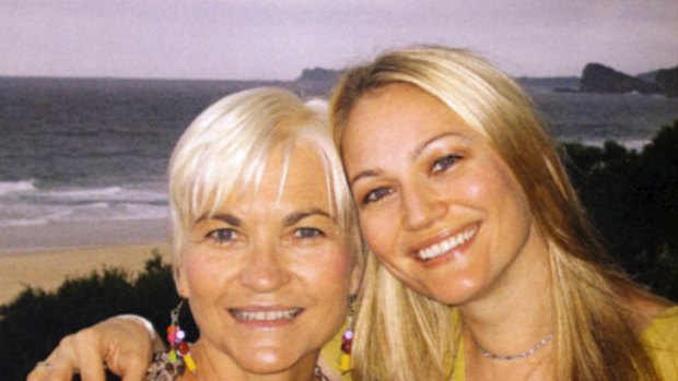 Tragedy ... Sarah Wynter, right, with mum Helen.