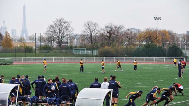 Last hurrah ... the Wallabies go through their paces in Paris before this weekend's Test against France.