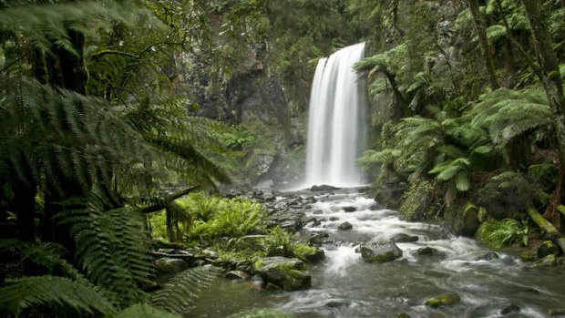 Hopetoun Falls.