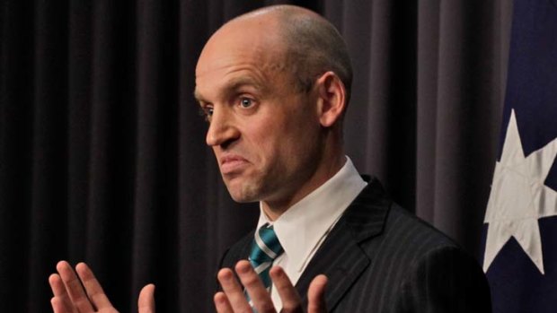 ''No one knew'' ... Mark Arbib says he quit to be with his family and give Julia Gillard ''clean air''.