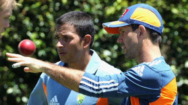 Game plan ... new recruit Usman Khawaja with injured captain Ricky Ponting at a training session at the SCG yesterday.