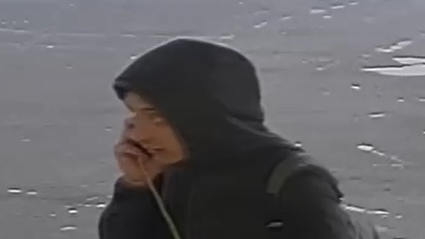 An image of the man police wish to speak to in relation to a car theft in Wantirna South 