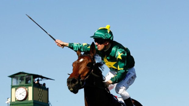 Master O'Reilly wins the 2007 Caulfield Cup with Vlad Duric aboard.