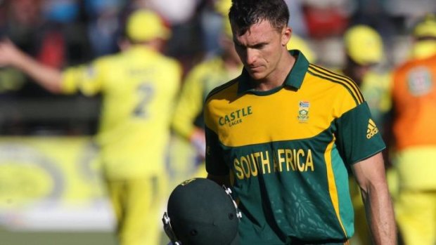 Brave: South Africa batsman Ryan McLaren batted on after breaking his arm against Mitchell Johnson.