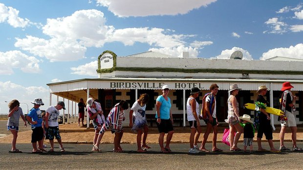 Birdsville locals on the way to the local pool to escape the heat.