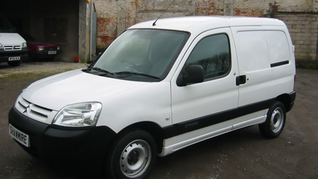 A police image of a van similar to that used in the attempted abduction of a Melbourne schoolgirl.