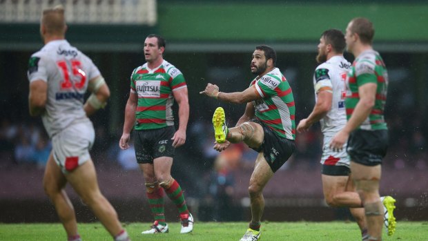 Greg Inglis of the Rabbitohs attempts to kick a field goal ... with his team down by two points. 