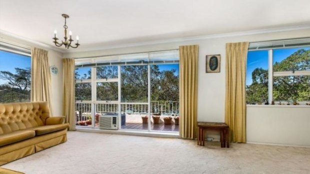 A two-bedroom unit at 5/3 The Esplanade, Mosman sold for $1.46 million. It last traded for £8,750 in 1964.