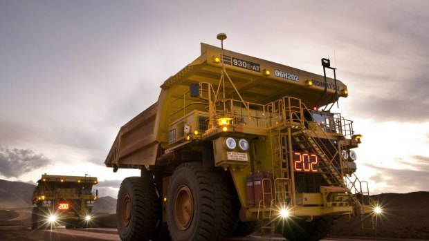 BHP and Rio Tinto should be able to maintain dividends in coming years despite crashing commodity prices, according to research released on Monday by Macquarie, with Rio tipped to be the better performer.