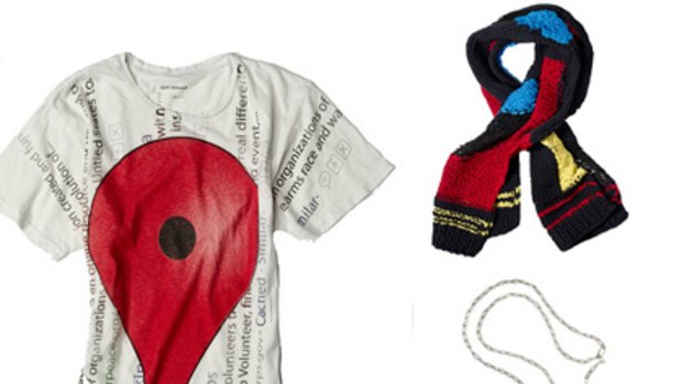 Google's fashionista t-shirt, scarf and necklace.