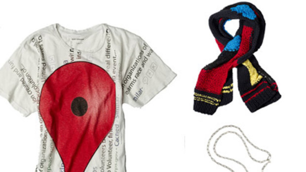 Google's fashionista t-shirt, scarf and necklace.