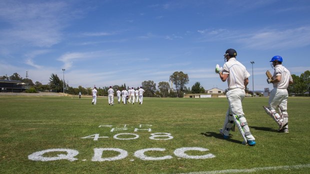 Queanbeyan and Wests/UC cricketers resume play at Freebody Oval and pay tribute to Australian batsman Phillip Hughes.