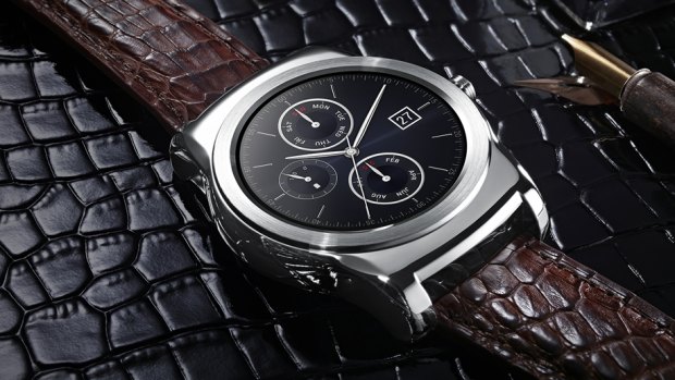 The LG Watch Urbane is designed to look like a traditional dress watch.