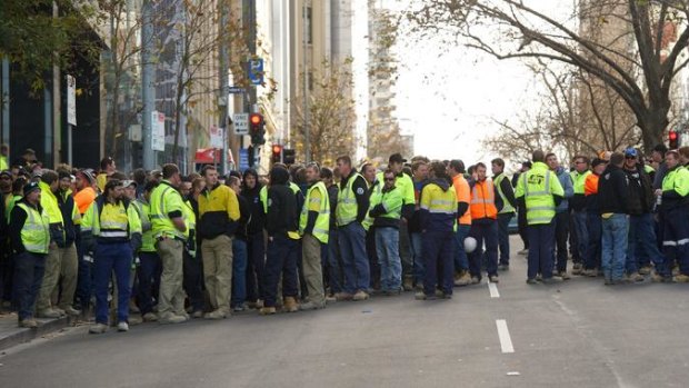 More than 300 Desalination Plant constuction workers at the Fair Work Australia tribunal in Melbourne.