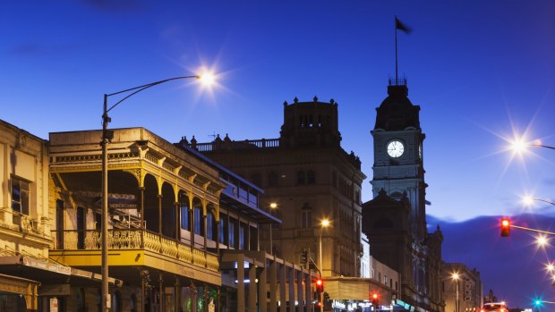 Heritage fold rush-era architecture lined along Sturt Street, Ballarat.