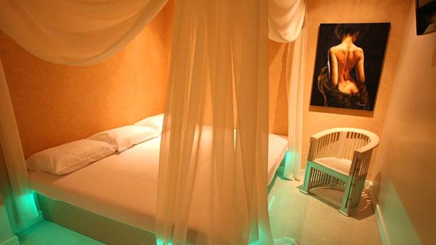 Auckland's Desire Love Motel offer pay-by-the-hour rooms.