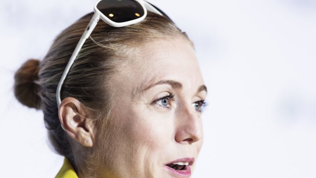 Star hurdler Sally Pearson is not speaking with head coach Eric Hollingsworth.