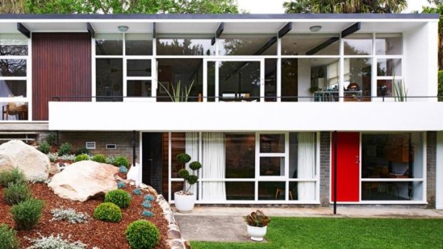Tim Ross' classic 1959 mid-century Sydney home, designed by architect Bill Baker.