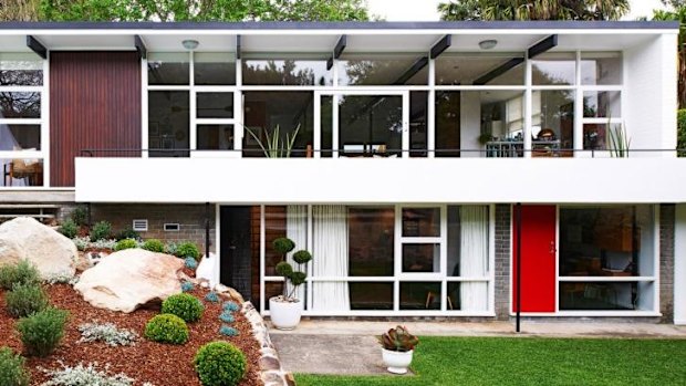 Tim Ross' classic 1959 mid-century Sydney home, designed by architect Bill Baker.