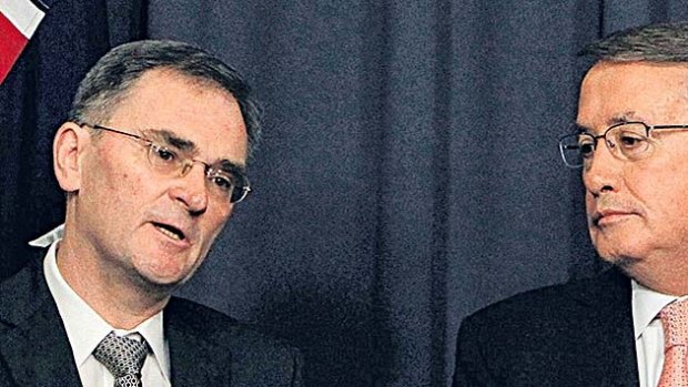 Greg Metcraft (left) and Treasurer Wayne Swan.