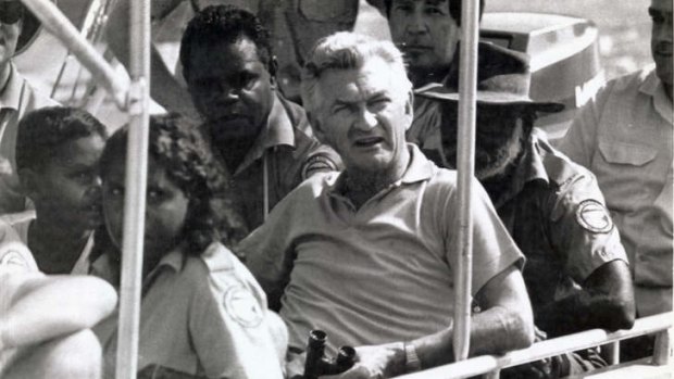 Prime Minister Bob Hawke on a Yellow Waters billabong cruise with Kakadu National Park rangers.