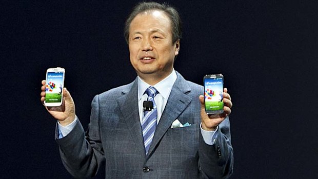 Unveiled: Samsung's JK Shin shows off the Samsung Galaxy S4.