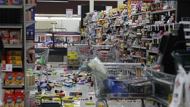 The New World supermarket in Blenheim, on New Zealand's south island, is closed after the earthquake.
