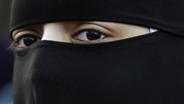A witness wants to testify wearing a niqab, which allows just a small slit for the eyes.