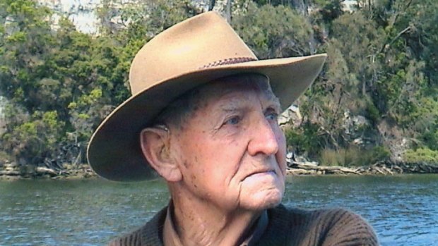 Former Victoria Police detective Jack Manly, who has died aged 95, is believed to have the most commendations ever awarded.