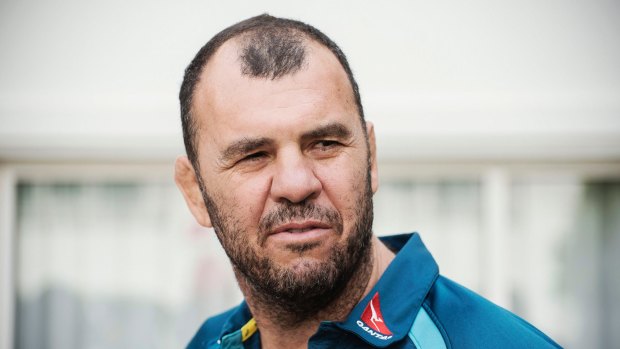 Coach Michael Cheika expressed his view that England held back Australia's No.9 and No.10 during Tests last year. 