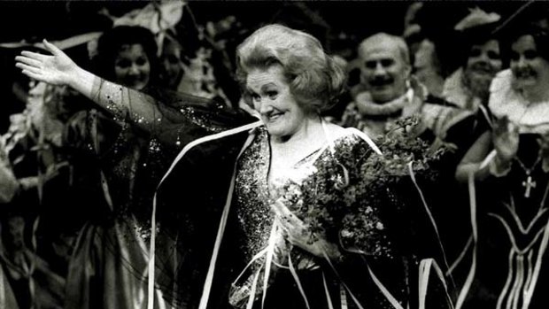 Dame Joan Sutherland at the end of a performance at the Sydney Opera House on 2nd October 1990.
