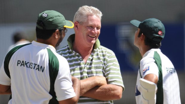 Former Australian test cricketer Dean Jones pitching for the top job in Pakistan.