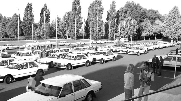 The cars outside Old Parliament House in 1983.