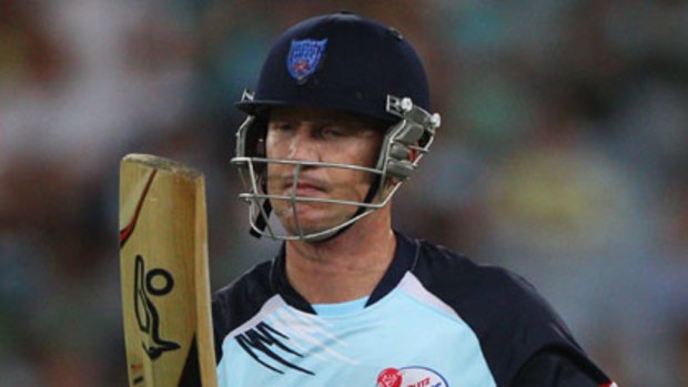 Feeling Blue ... Brad Haddin in action for NSW in their Twenty20 match against Western Australia on Sunday night.