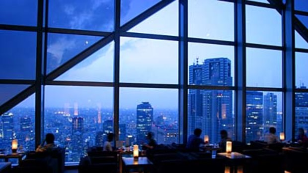 Lost in Translation found ... Sky Bar at the Park Hyatt in Tokyo.