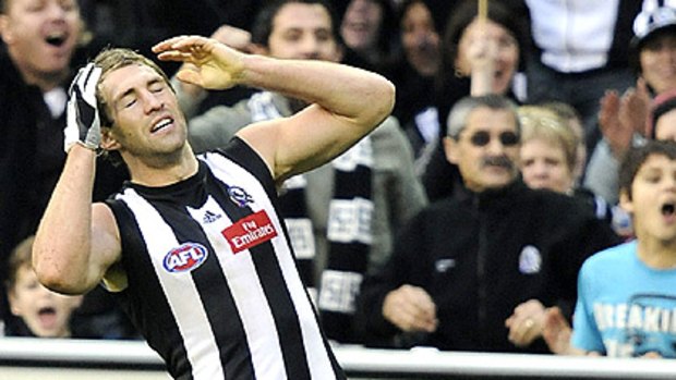 Travis Cloke reacts after missing a goal during Collingwood's clash with Fremantle in round 13.