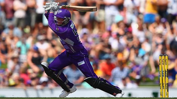 Purple reign: Ben Dunk leads the Hobart Hurricanes to a resounding victory over Sydney Thunder.