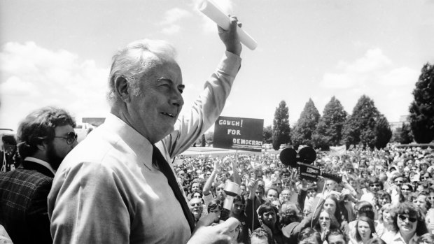Gough Whitlam addresses a Labor rally in November 1975.