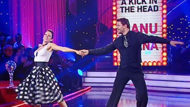 Good on his feet ... proving that he can dance as well as he cooks, Manu takes out this year's <em>Dancing With The Stars</em>.