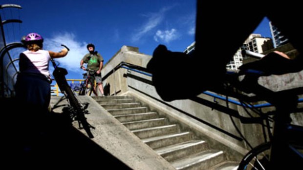 Daily frustration...cyclists negotiate the  ramp on the Harbour Bridge's northern approach.