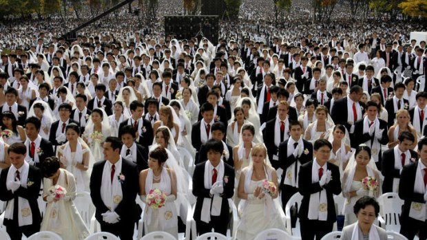 A mass wedding set up by the Unification Church.
