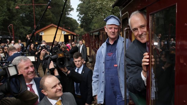 Prime Minister Malcolm Turnbull met steam locomotive driver Lindsay Rickard after he travelled on the Puffing Billy railway to Lakeside near Emerald on Wednesday.