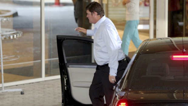 James Packer arrives at the Mater hospital in North Sydney after Erica Baxter gave birth to a baby boy.