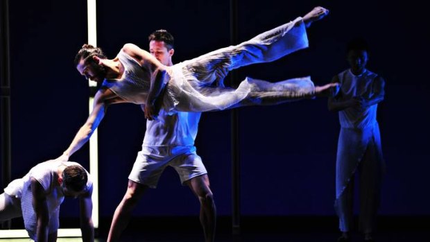 Sydney Dance Company perform Rafael Bonachela's The Land of Yes & The Land of No at the Canberra Theatre.