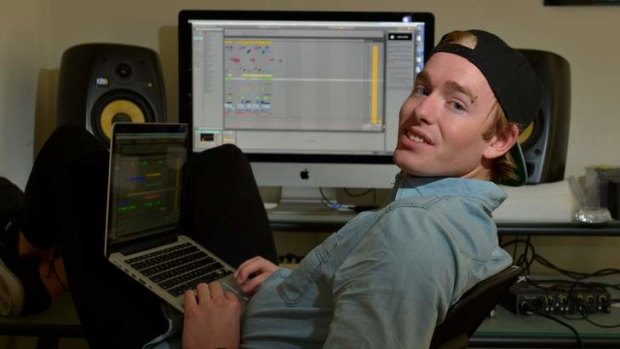 Will Sparks makes his own sounds, clapping, for example, and electronically he uses a lot of plug-ins and filters.