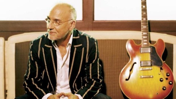 Larry Carlton - supplied pic