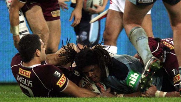 Experience ... Jamal Idris scores for NSW in the last series.